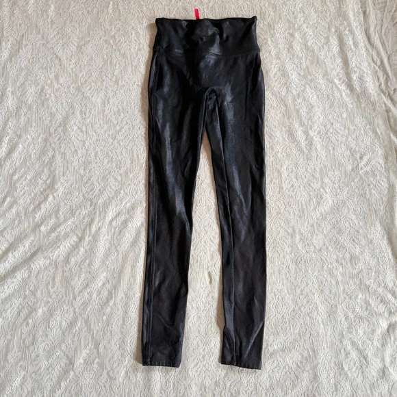 Spanx high waisted faux leather leggings - Picture 2 of 9